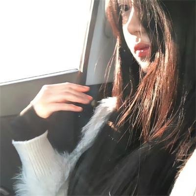 洞里的月亮